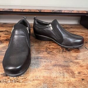 Propet Black Zipper Sides Closed Toe Comfort Shoes‎ Womens 10X 2E extra wide